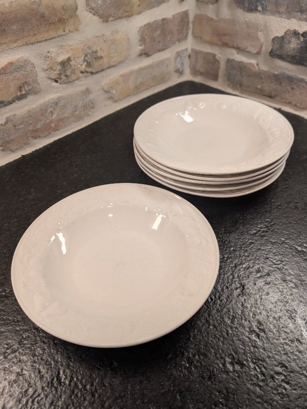 VINTAGE WHITE SET 6 Tabletops Unlimited Fruit De Blanc 9" Coupe Soup Bowl